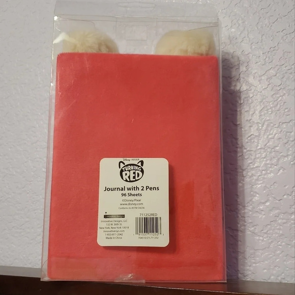 Disney Pixar Turning Red Panda Plush Journal with 2 Pom Pom Pens - Picture 5 of 6